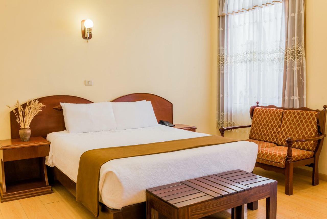 Hotel Santa Marta 3*